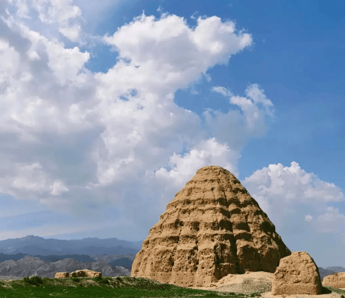 宁夏小巷深处的独特风情与隐藏特色小店探秘